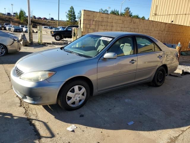 2005 Toyota Camry LE