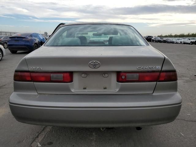 1999 Toyota Camry LE