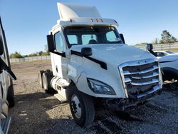 Salvage Trucks for sale at auction: 2018 Freightliner Cascadia 126