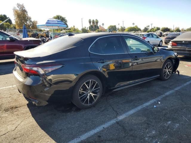 2021 Toyota Camry SE