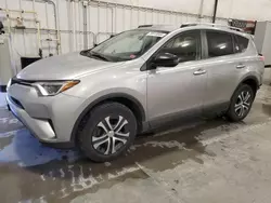 Carros salvage sin ofertas aún a la venta en subasta: 2018 Toyota Rav4 LE