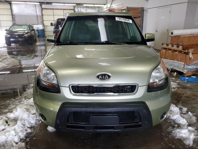 2010 KIA Soul +