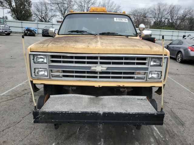 1988 Chevrolet Suburban R20