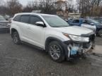 2017 Toyota Highlander SE