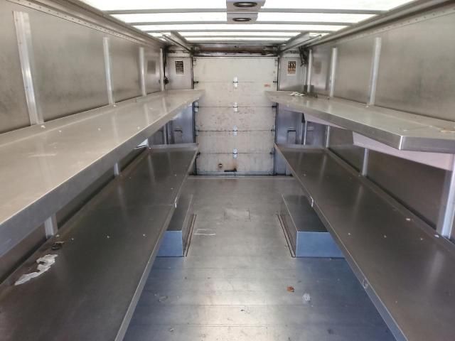 2010 Workhorse Custom Chassis Commercial Chassis W42