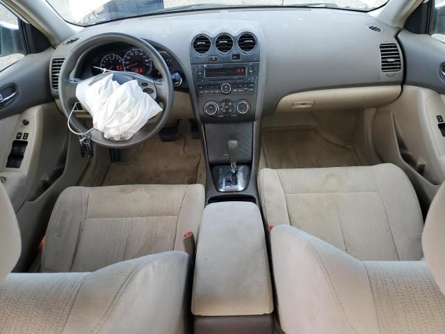 2010 Nissan Altima Base