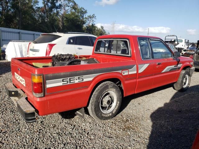 1986 Mazda B2000 Long BED