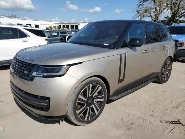 2023 Land Rover Range Rover SE