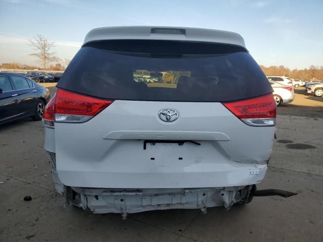 2012 Toyota Sienna XLE