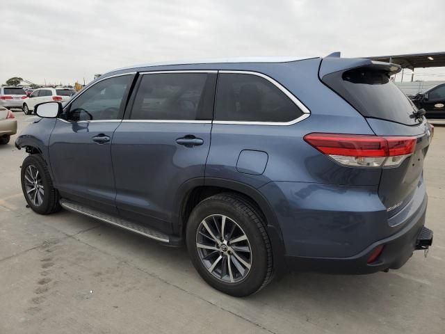 2019 Toyota Highlander SE