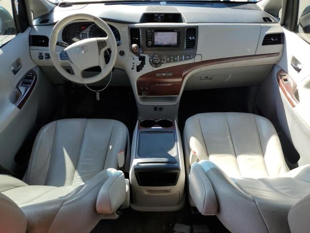 2014 Toyota Sienna XLE