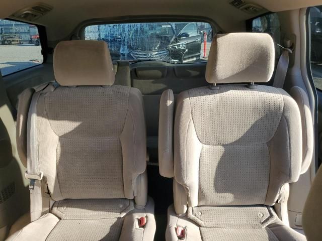 2006 Toyota Sienna CE