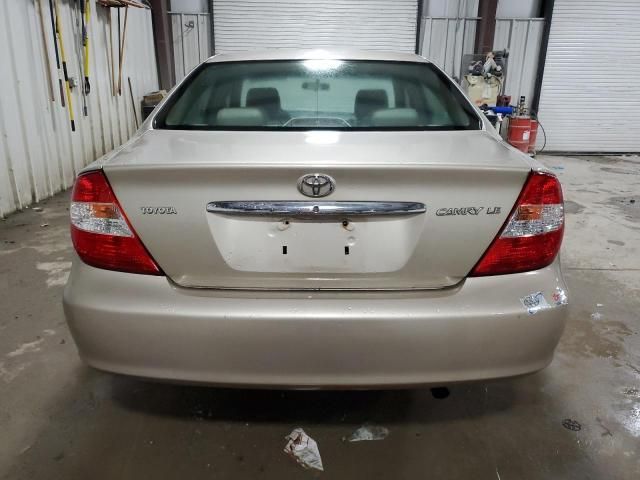 2004 Toyota Camry LE