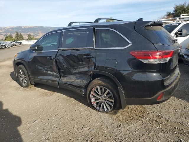 2019 Toyota Highlander SE