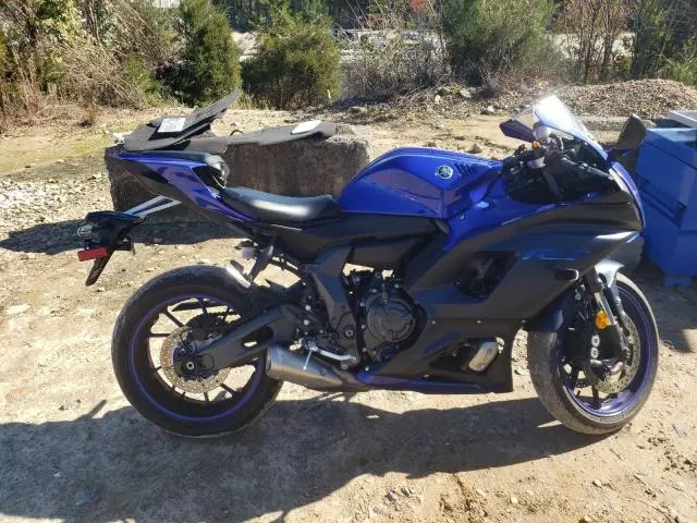 2022 Yamaha YZFR7