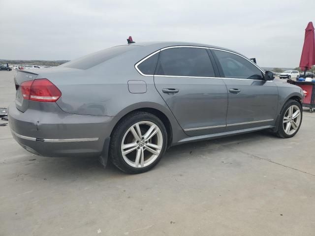 2014 Volkswagen Passat SEL