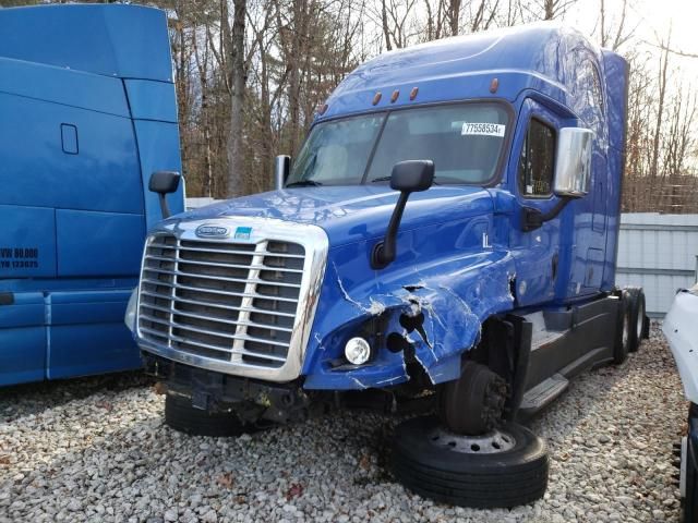 2016 Freightliner Cascadia 125