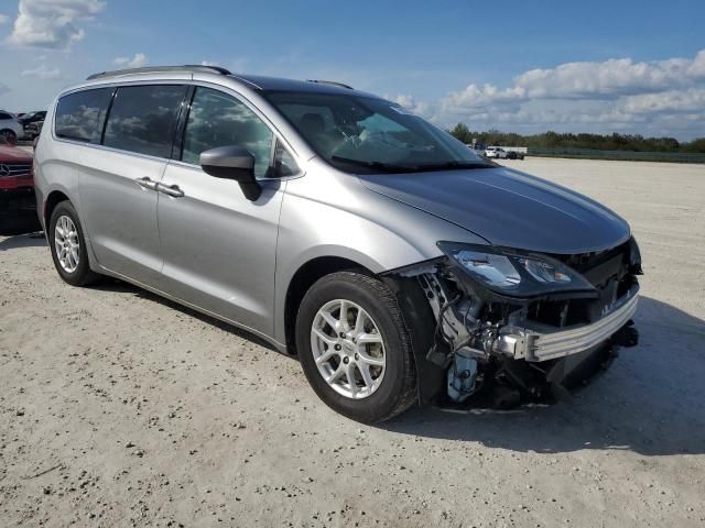 2021 Chrysler Voyager LXI