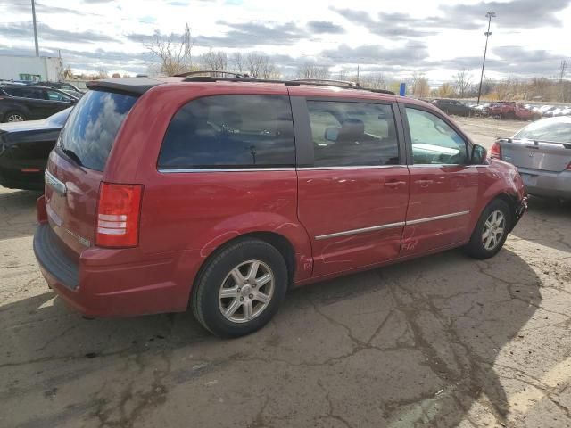 2009 Chrysler Town & Country Touring