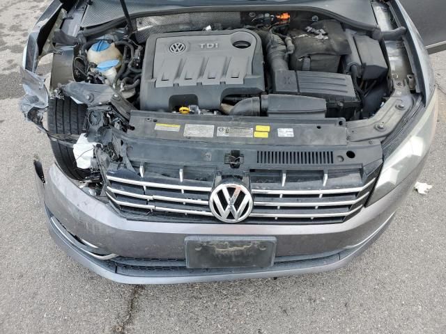 2014 Volkswagen Passat SEL