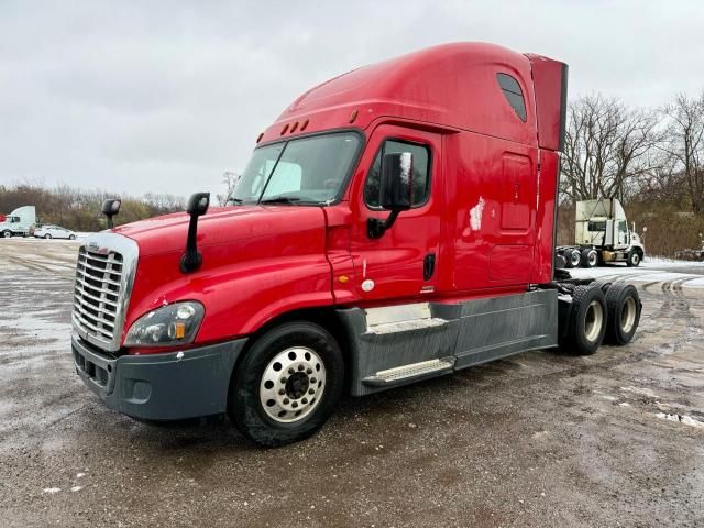 2016 Freightliner Cascadia 125