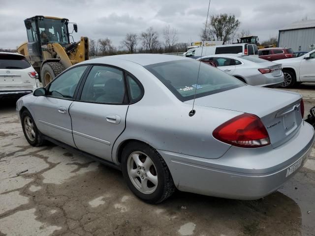 2004 Ford Taurus SE