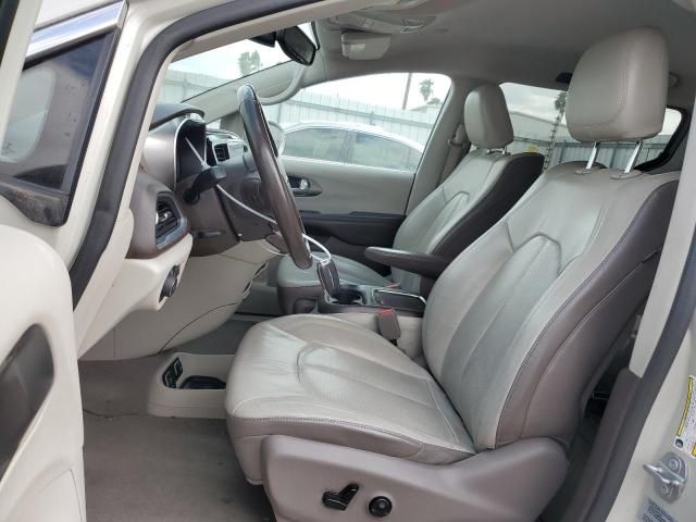 2017 Chrysler Pacifica Touring L Plus