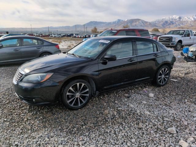 2012 Chrysler 200 Touring