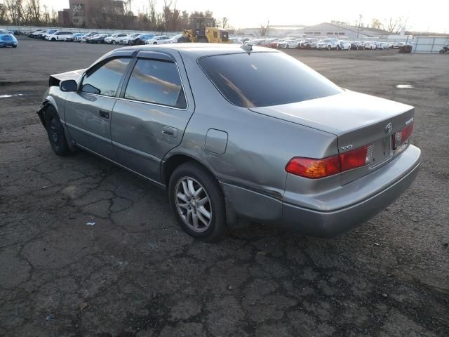 2001 Toyota Camry LE