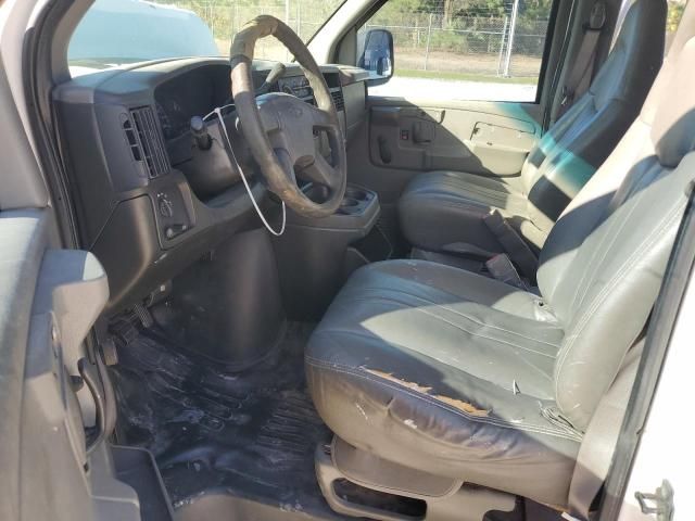 2003 Chevrolet Express G2500