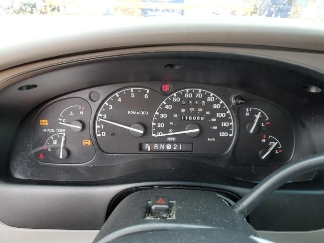 2000 Ford Explorer XLS