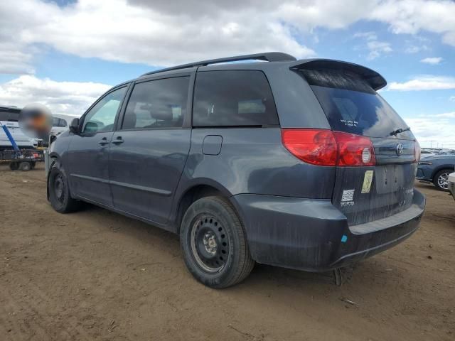 2006 Toyota Sienna LE