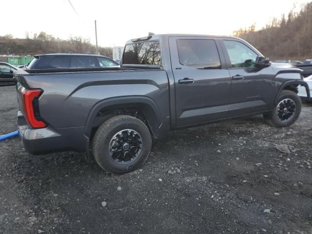 2024 Toyota Tundra Crewmax SR