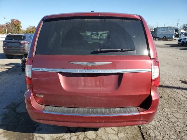 2014 Chrysler Town & Country Touring