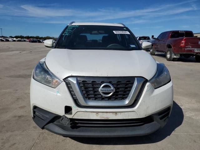 2019 Nissan Kicks S