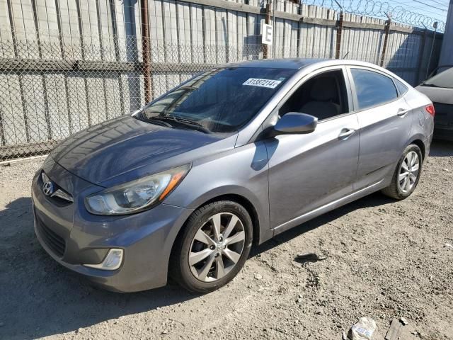 2013 Hyundai Accent GLS