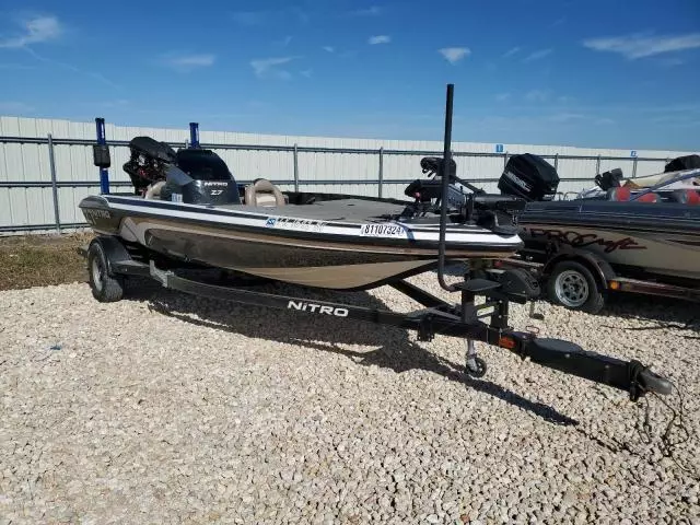 2012 Tracker Boat