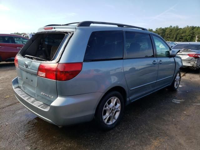 2005 Toyota Sienna XLE