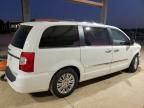 2012 Chrysler Town & Country Limited