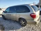 2005 Chrysler Town & Country LX