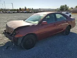 Carros salvage sin ofertas aún a la venta en subasta: 2003 Toyota Camry LE