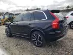 2022 Volvo XC90 T6 Momentum