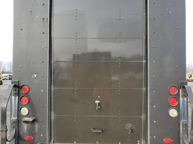 2009 Freightliner Chassis M Line WALK-IN Van