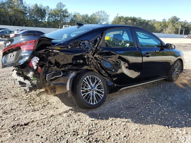 2024 KIA Forte GT Line