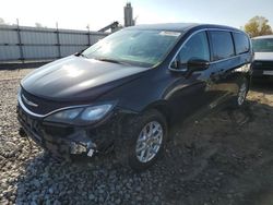 Salvage cars for sale at Cahokia Heights, IL auction: 2017 Chrysler Pacifica LX