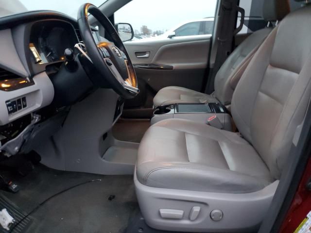 2015 Toyota Sienna XLE