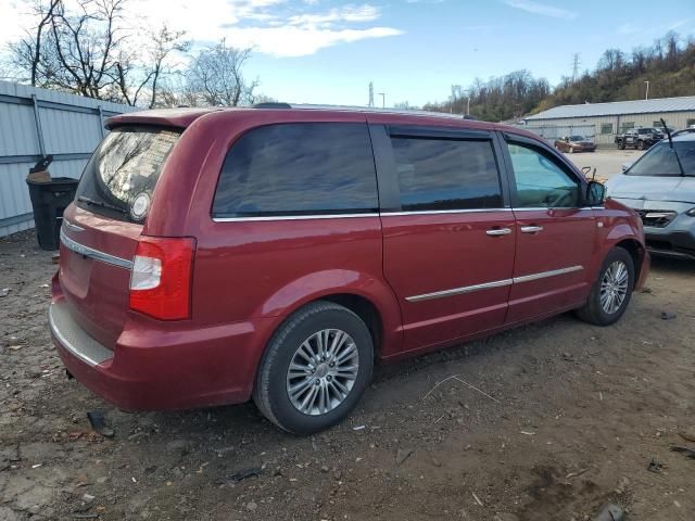 2014 Chrysler Town & Country Touring L