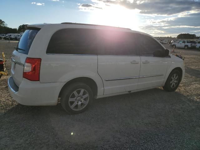 2013 Chrysler Town & Country Touring