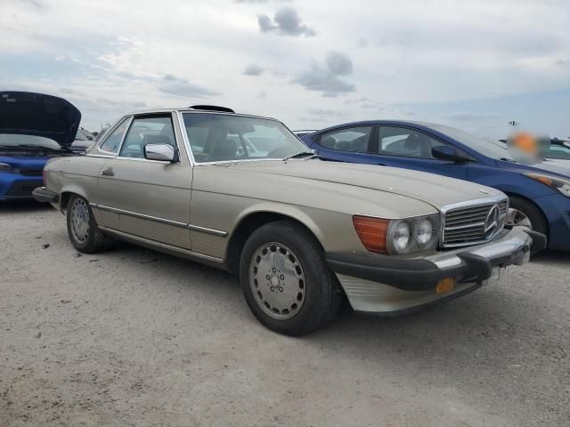 1988 Mercedes-Benz 560 SL