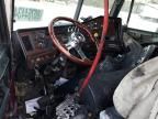 2000 Freightliner Conventional FLD120